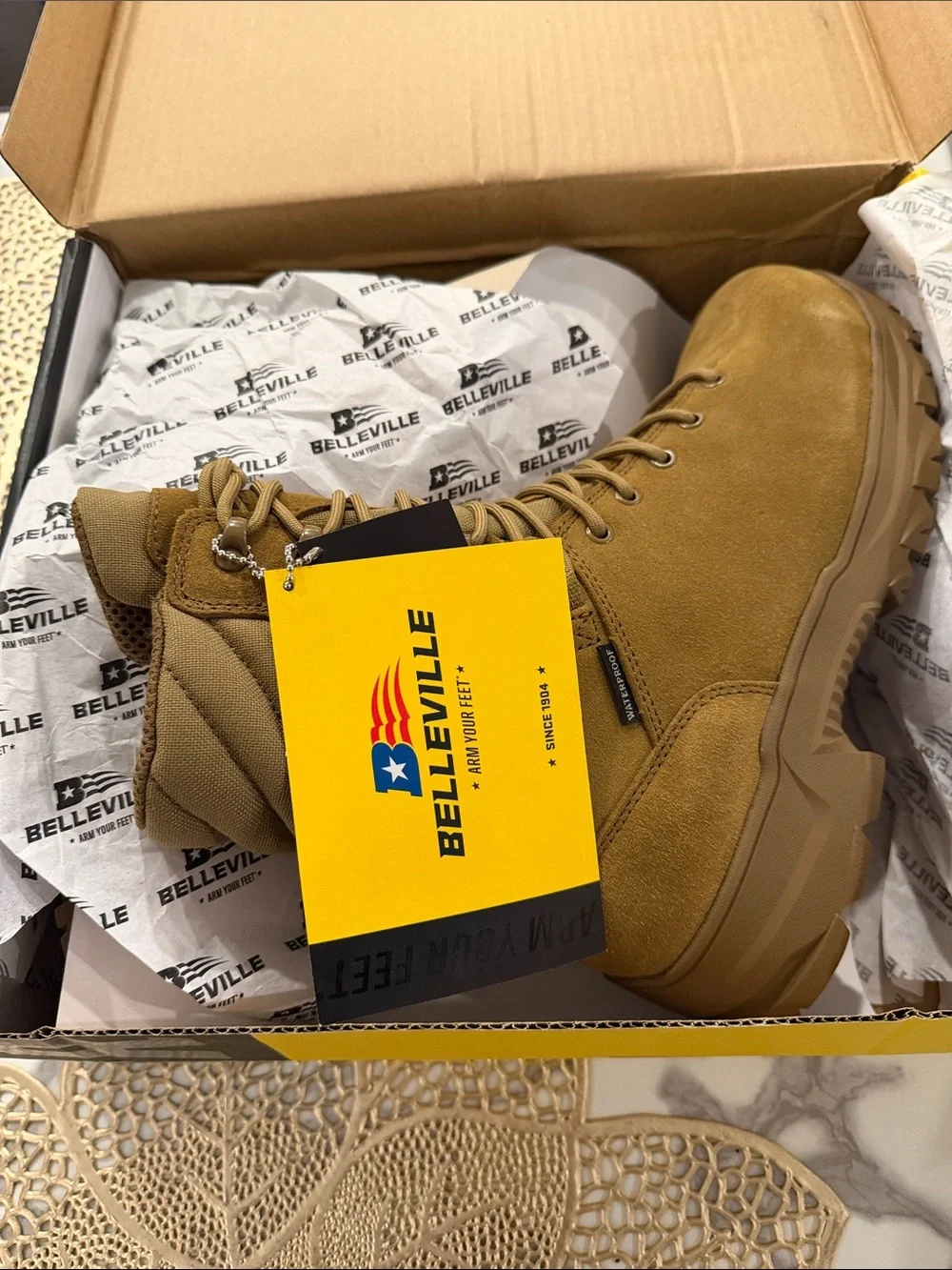 Men's Belleville 8 Composite Toe Waterproof size 9.5 NEW